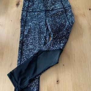 Lululemon cropped leggings